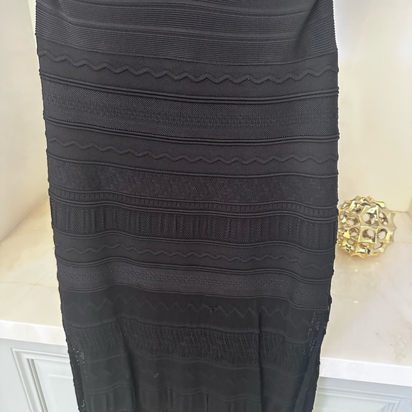 Authentic Herve Leger Black Backless Dress- sexy and classic - Picture 6 of 7